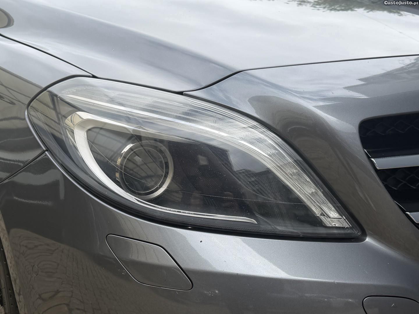 Mercedes-Benz B 180 CDi BlueEfficiency — fotografia 19