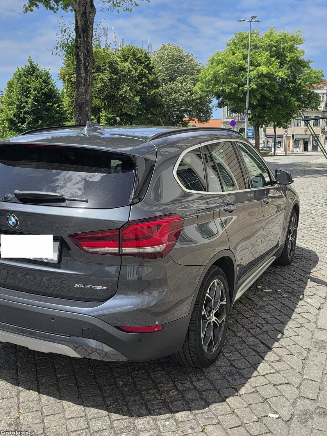 BMW X1 xDrive25e — fotografia 5
