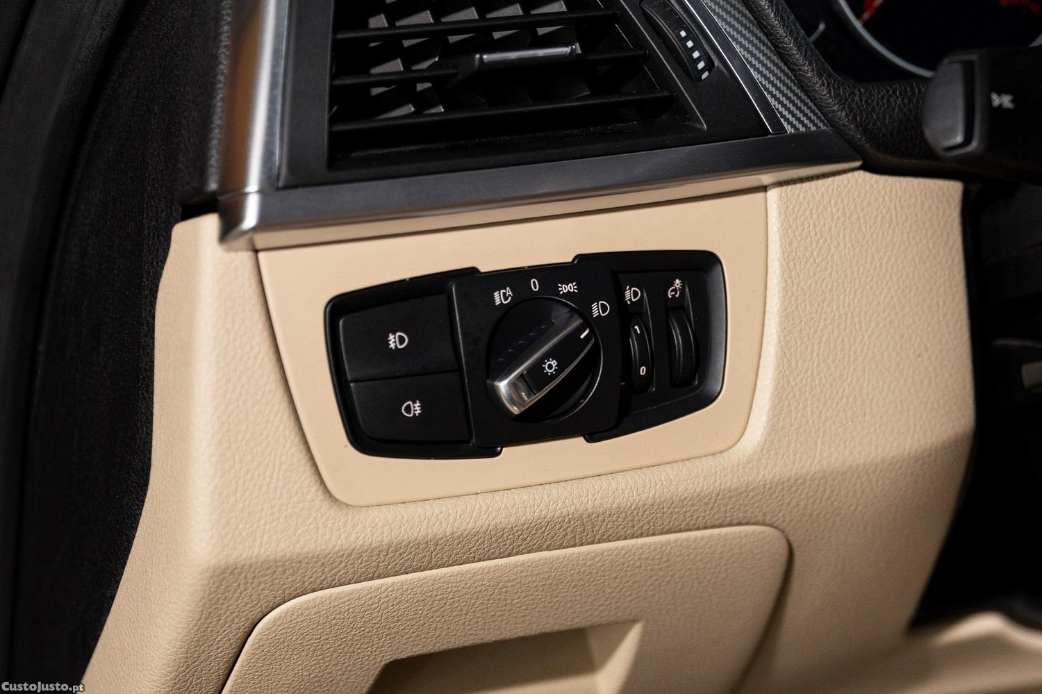 BMW 335 d Touring xDrive Pack M Shadow — fotografia 4