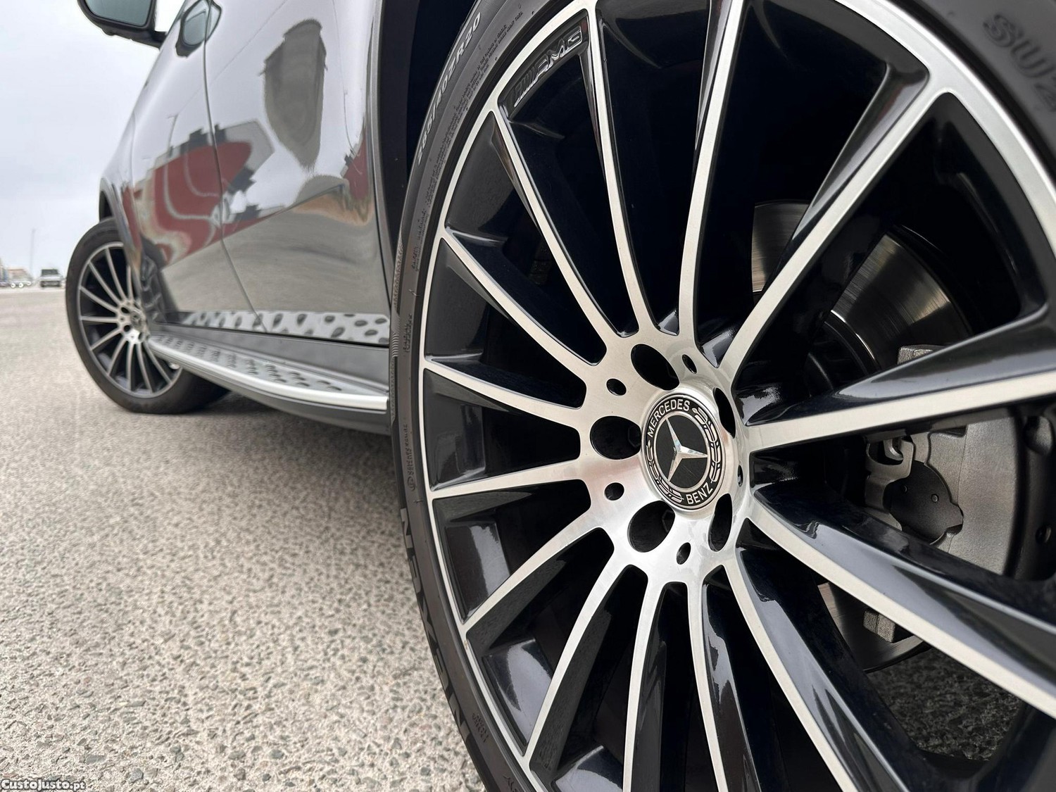 Mercedes-Benz GLC 250 d Coupé AMG Line 4-Matic — fotografia 6