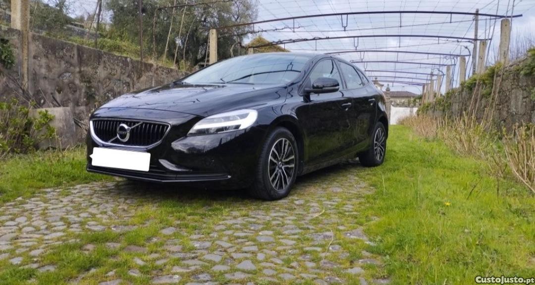 Volvo V40 T3 - 18 foto 2