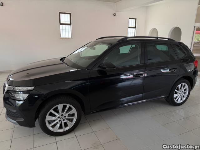Skoda Kamiq 1.0 TSI Ambition — fotografia 17