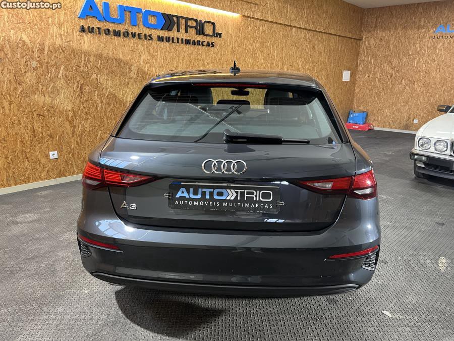 Audi A3 30 TDI Advanced - 22 foto 4