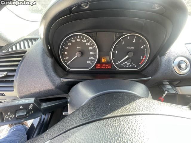 BMW 120 d Exclusive — fotografia 3