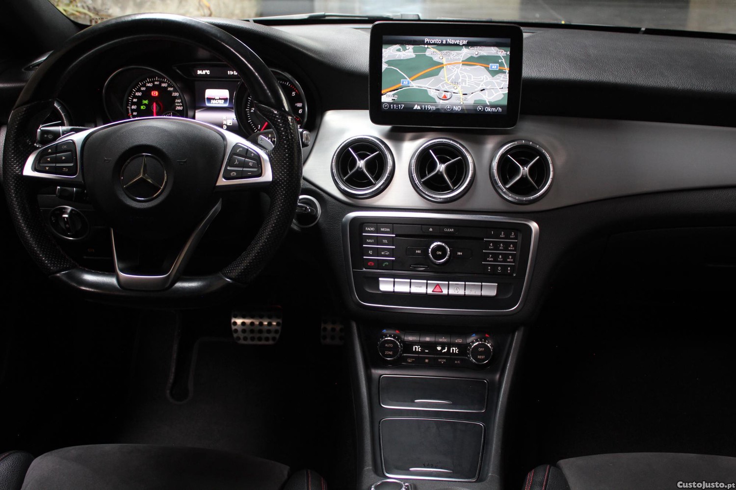 Mercedes-Benz CLA 200 AMG — fotografia 6