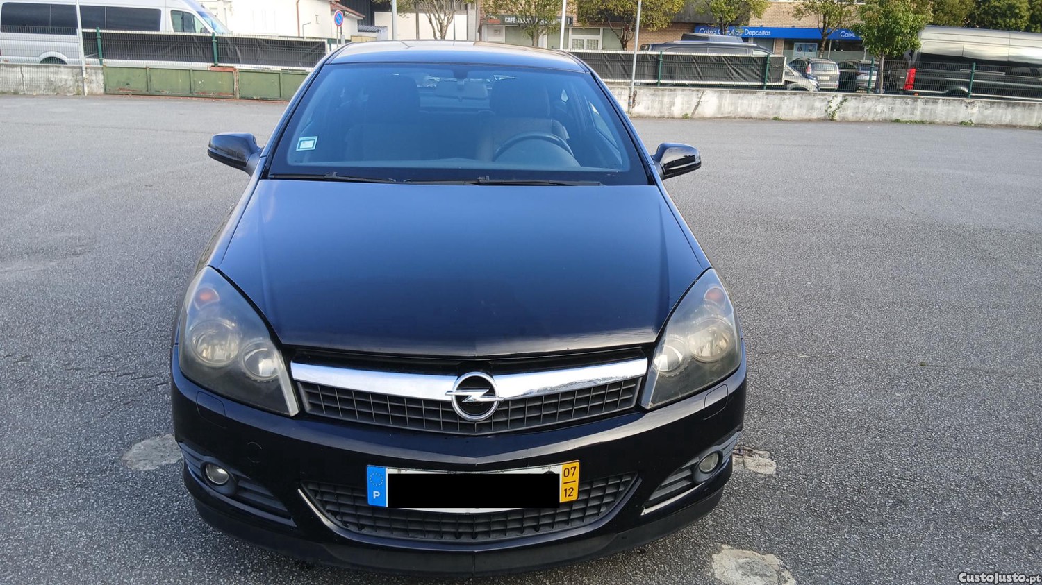 Opel Astra GTC 3P 1.3 CDTI - 07 foto 3