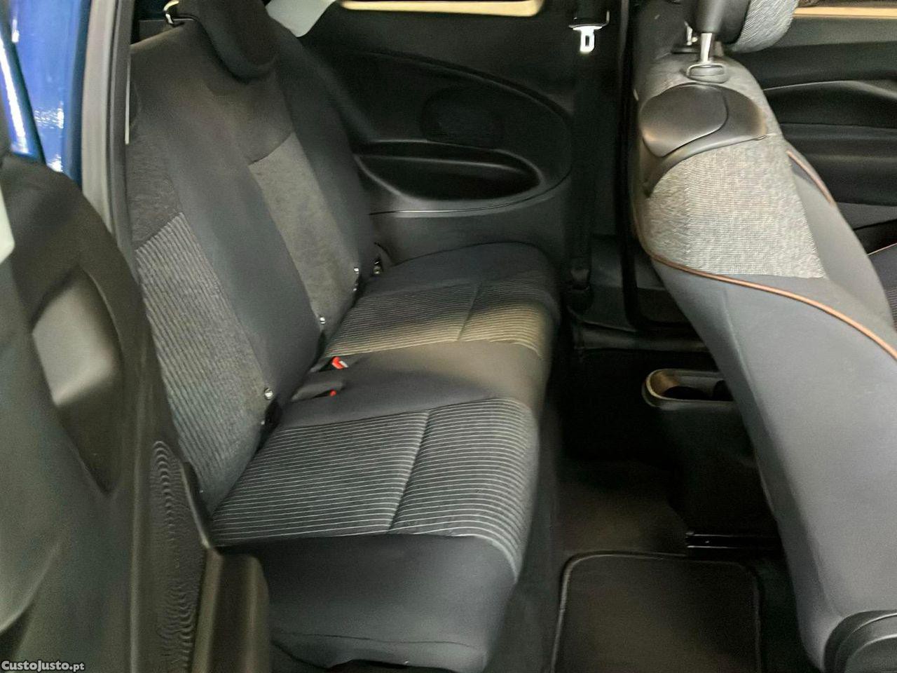 Fiat 500 e Icon Plus 42 KWh — fotografia 5