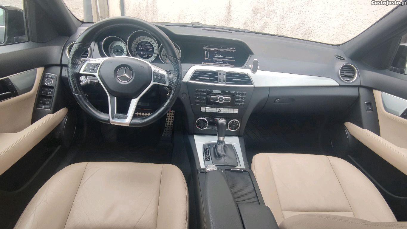 Mercedes-Benz C 250 CDI AMG Auto — fotografia 3