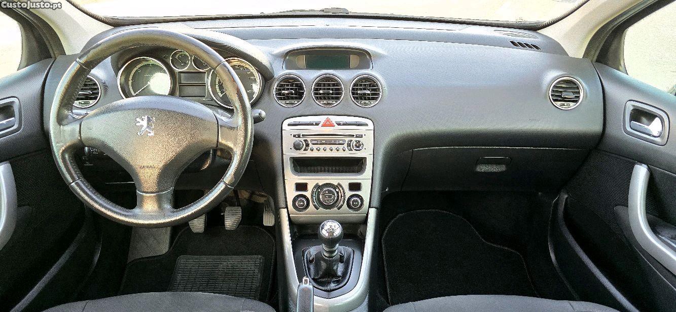 Peugeot 308 1.6 HDI Ano 2009 diesel(7 lugares ) CX 6 velocidades — fotografia 3