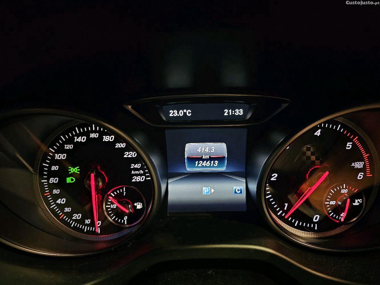 Mercedes-Benz A 180 AMG — fotografia 3