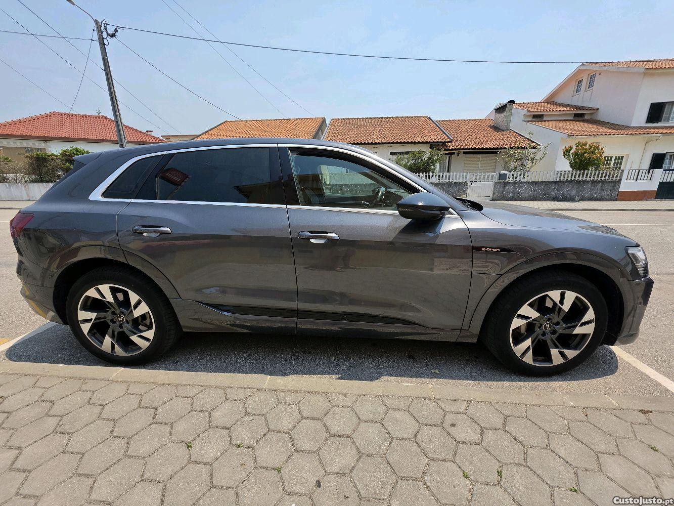 Audi e-tron 55 S Line - Quattro — fotografia 6