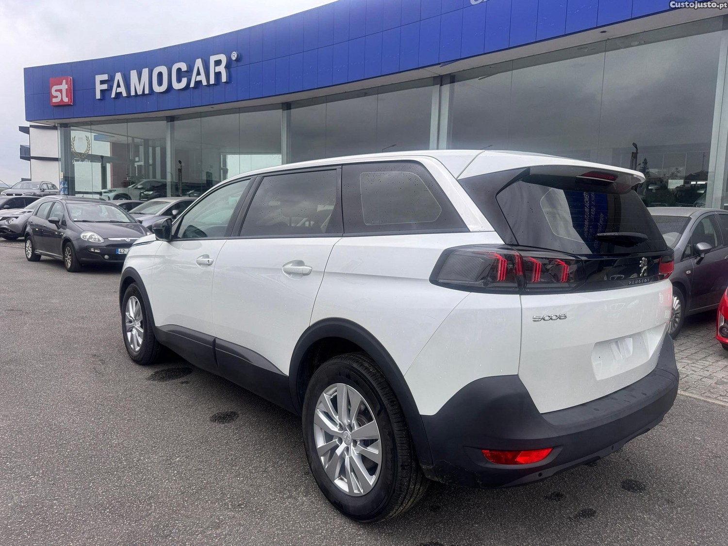 Peugeot 5008 1.2 PureTech Active — fotografia 14