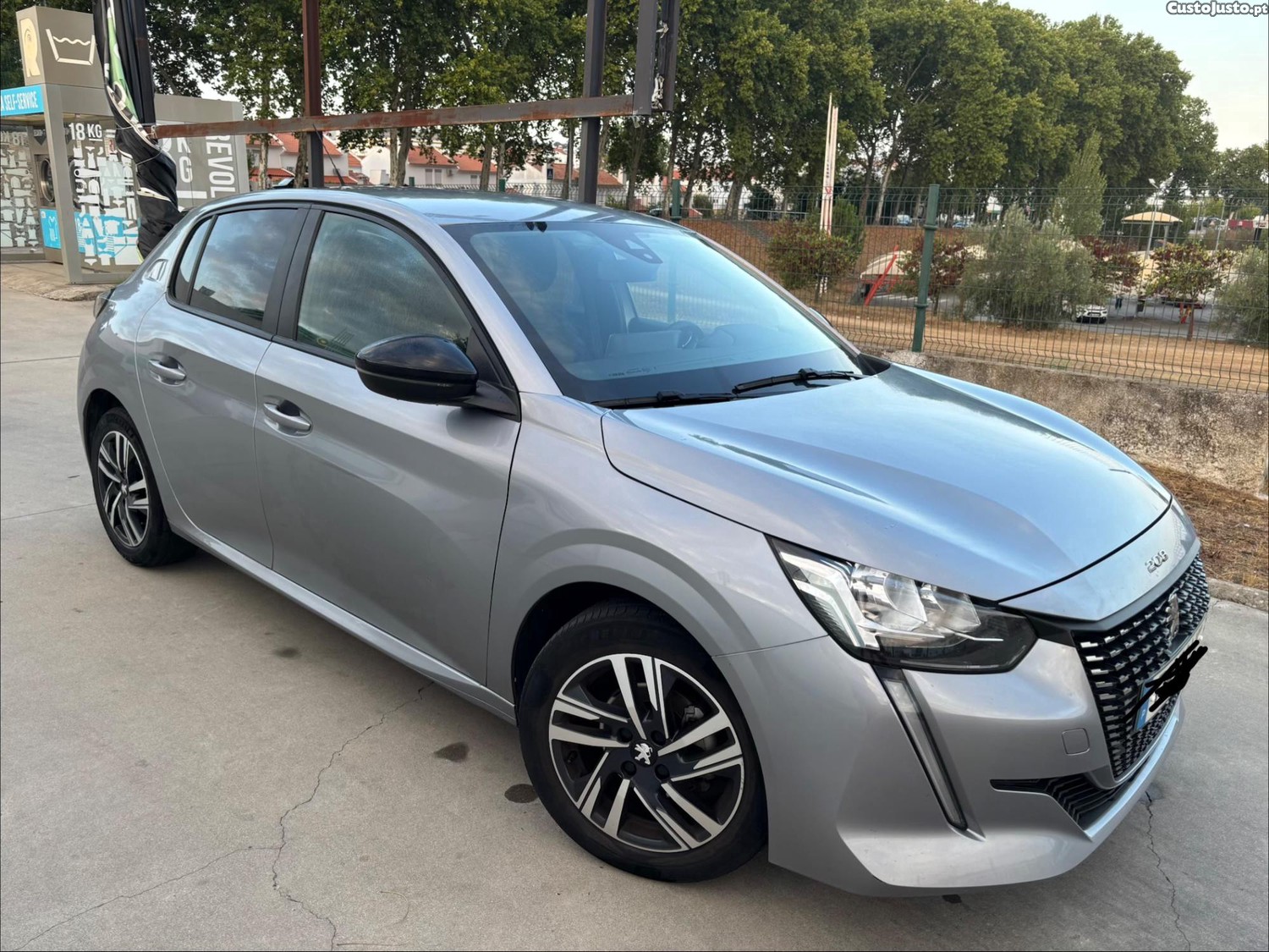 Peugeot 208 1.2 — fotografia 8