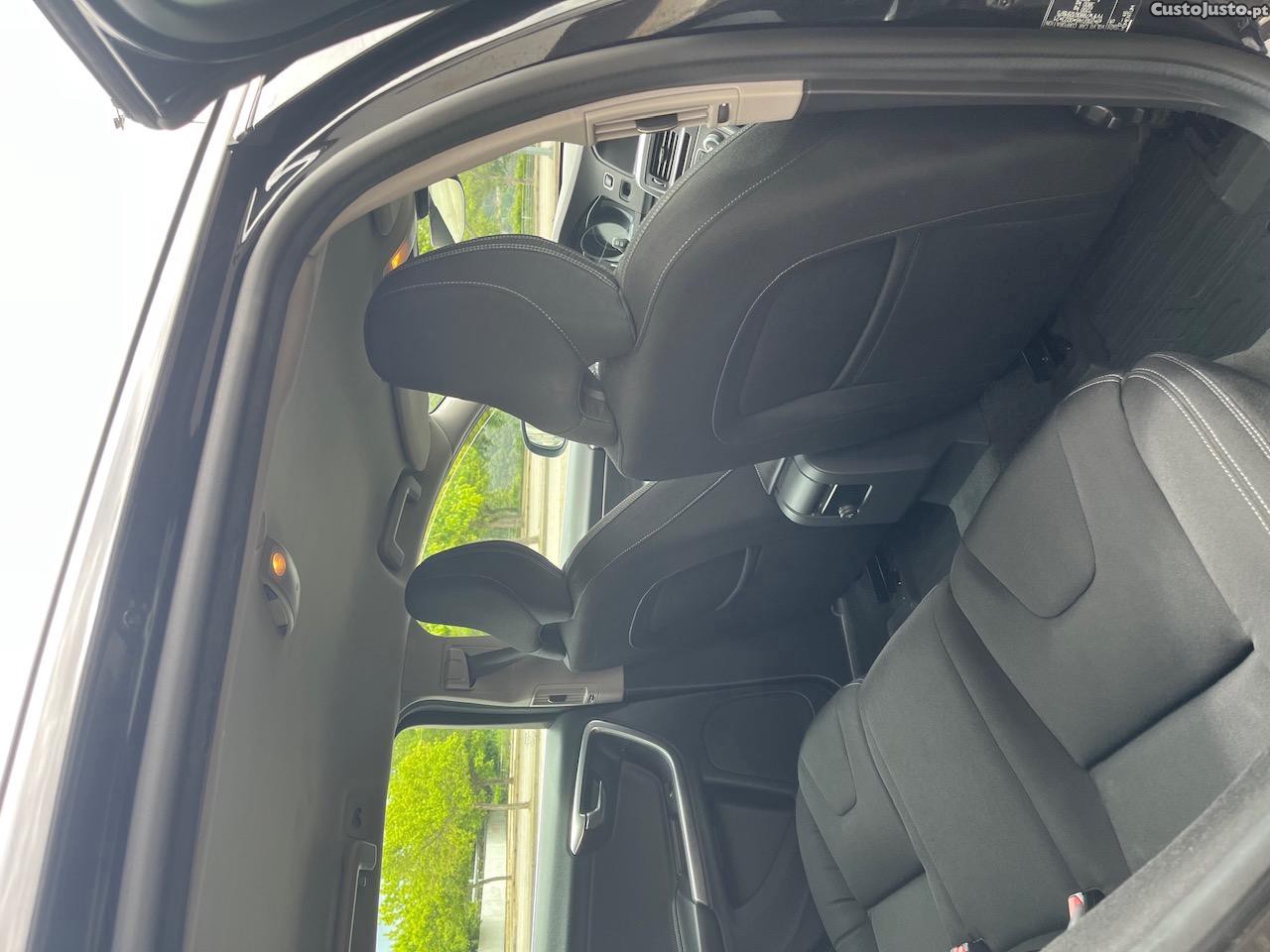 Volvo V60 D2 120 CV — fotografia 9