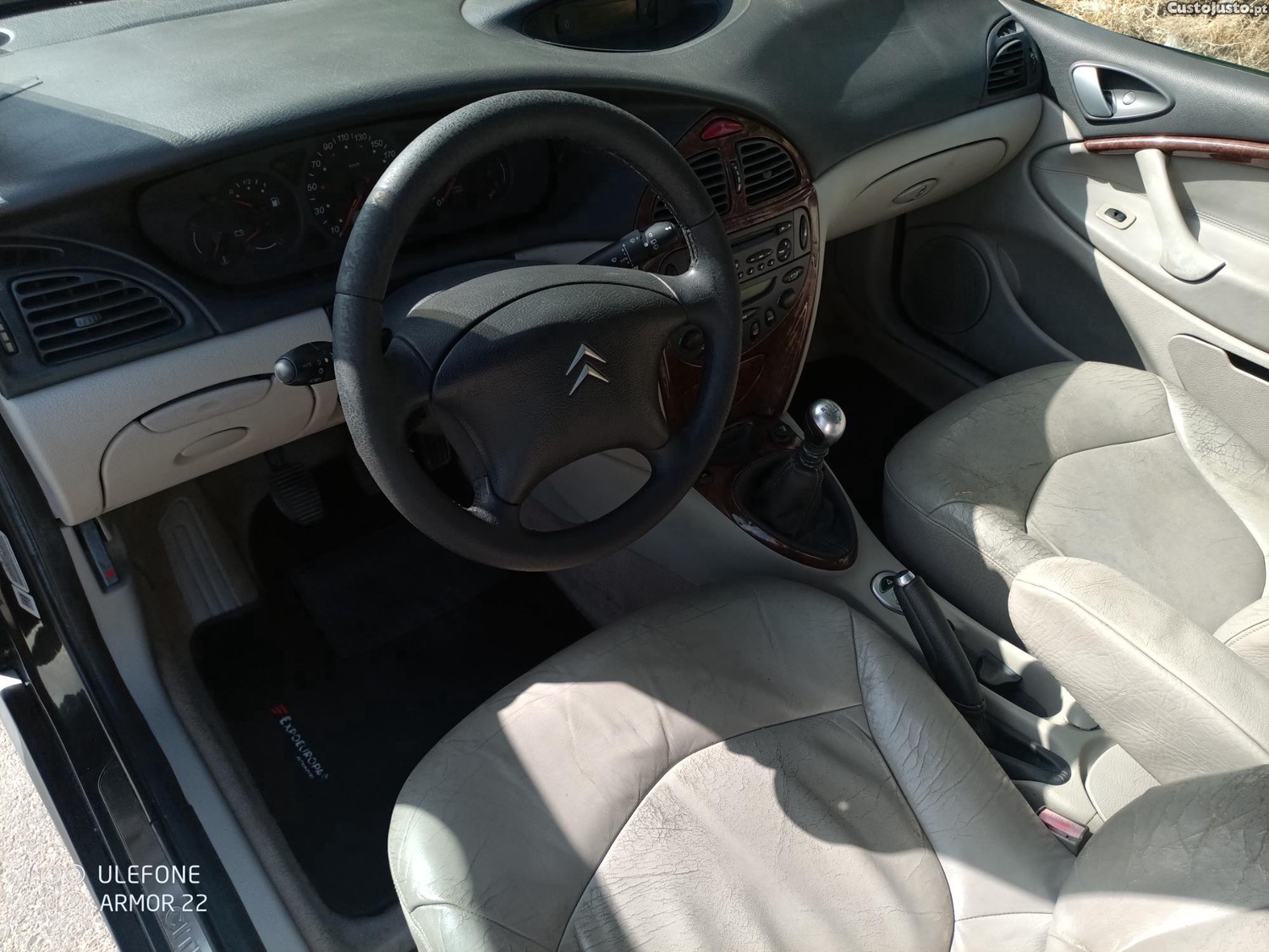 Citroën C5 2.0 HDI — fotografia 4
