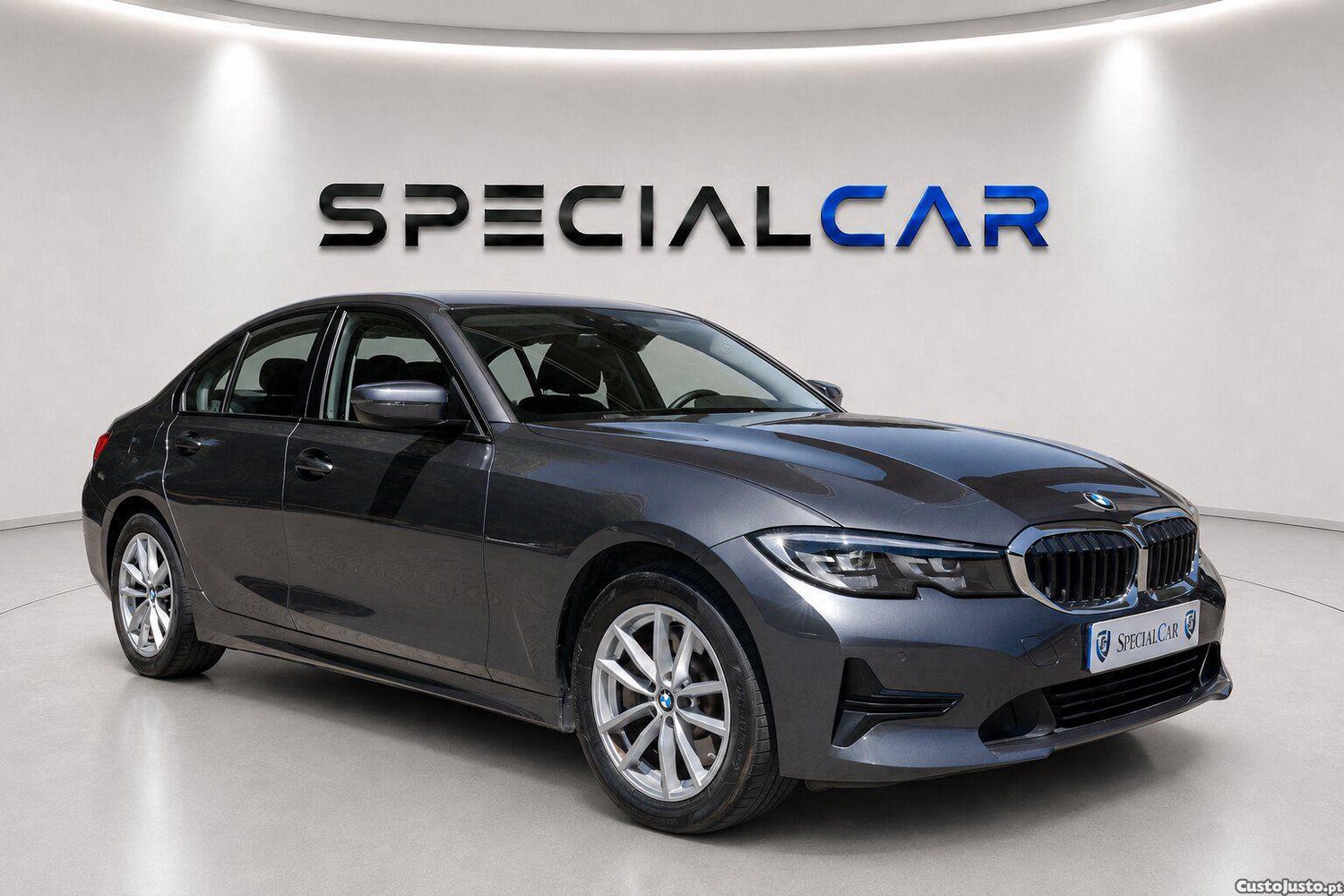 BMW 330 e Corporate Edition Auto — fotografia 14