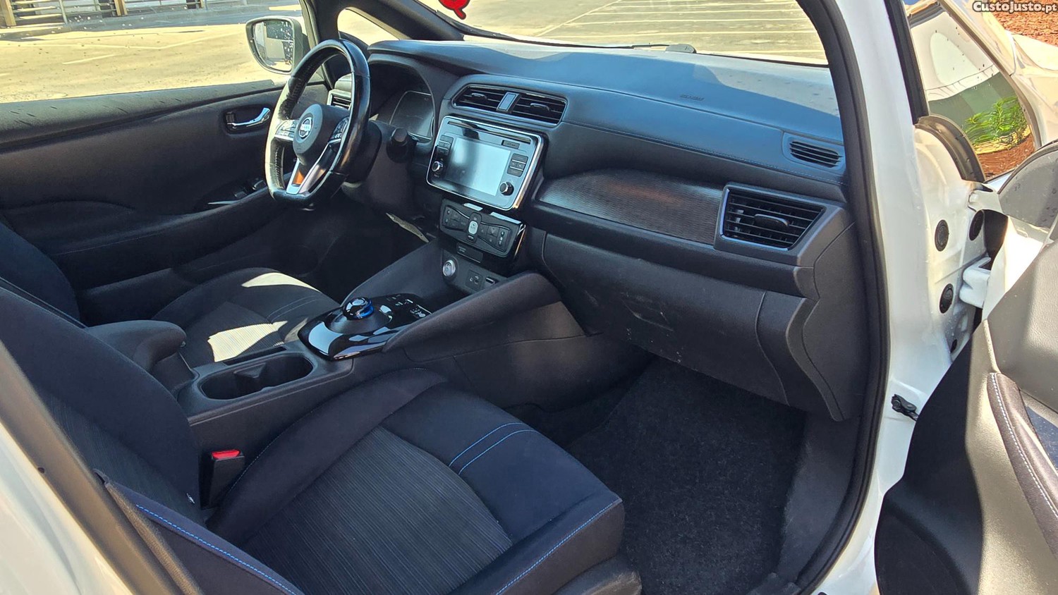 Nissan Leaf 40Kwh — fotografia 5