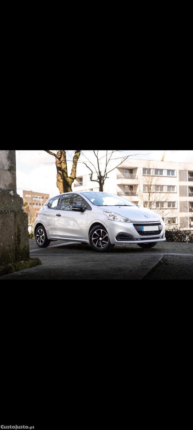 Peugeot 208 1.6hdi — fotografia 9