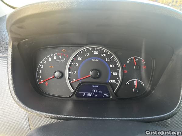 Hyundai i10 5 — fotografia 7