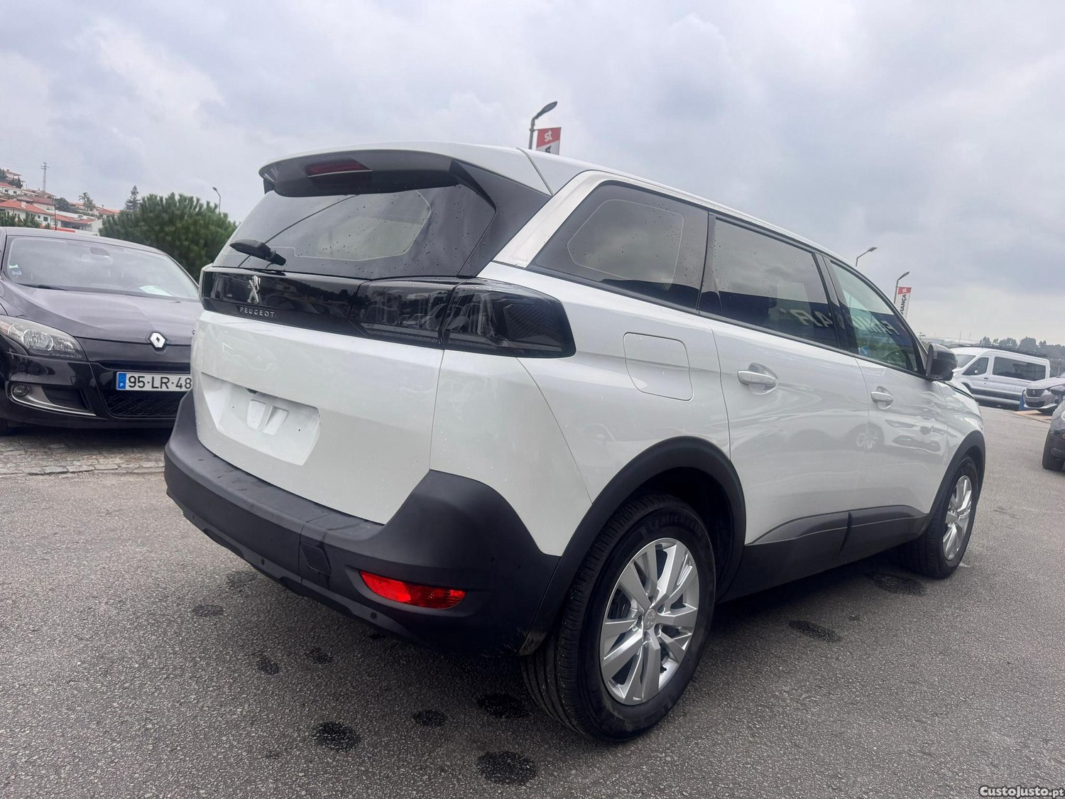 Peugeot 5008 1.2 PureTech Active — fotografia 12