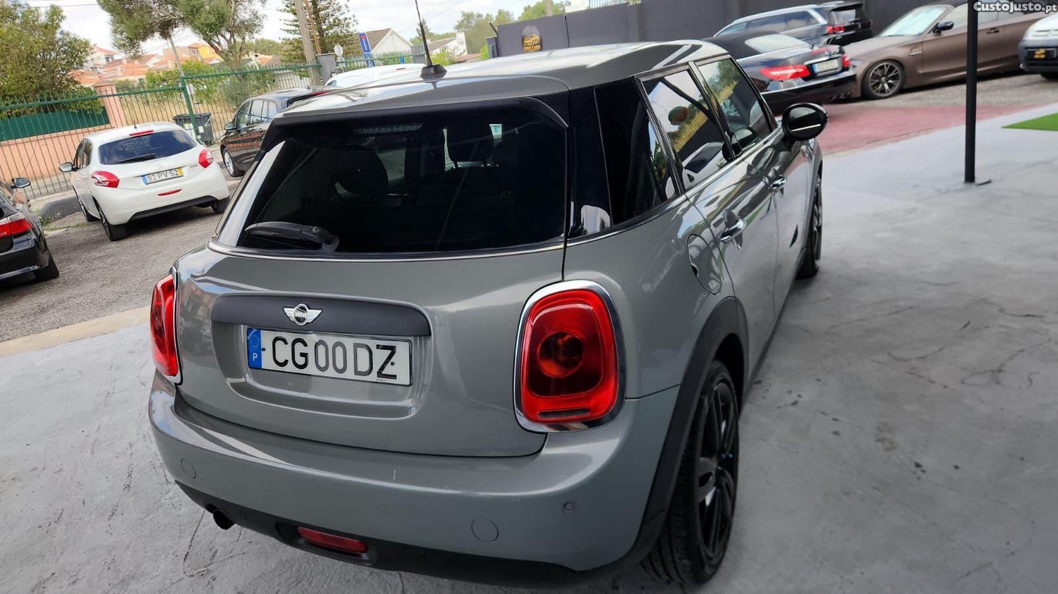MINI One 1.2 Turbo 5 Portas — fotografia 4