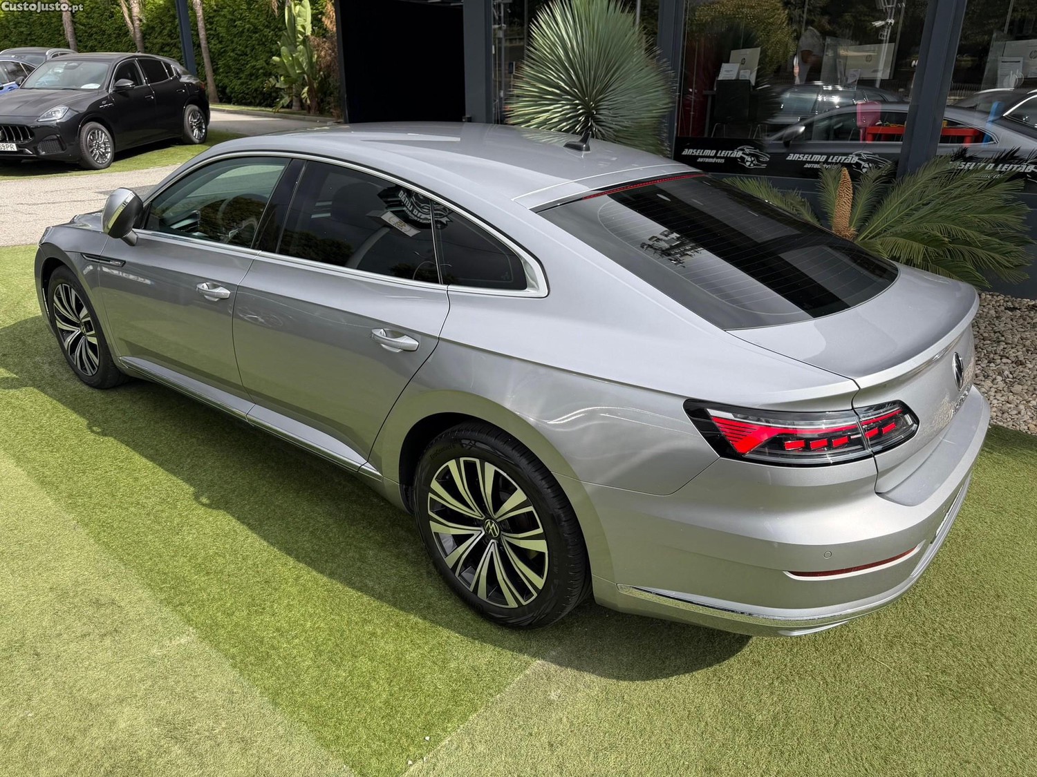 Volkswagen Arteon 2.0 TDI Elegance DSG — fotografia 19