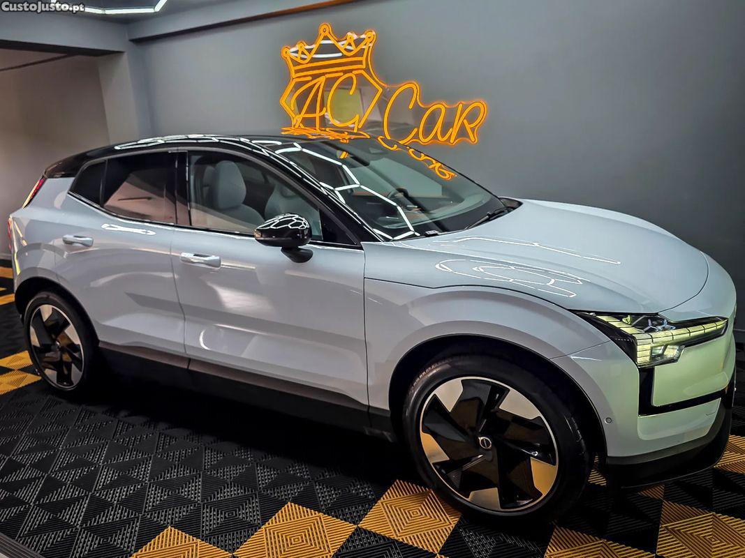 Volvo EX 30 Twin Motor Performance AWD Ultra — fotografia 10