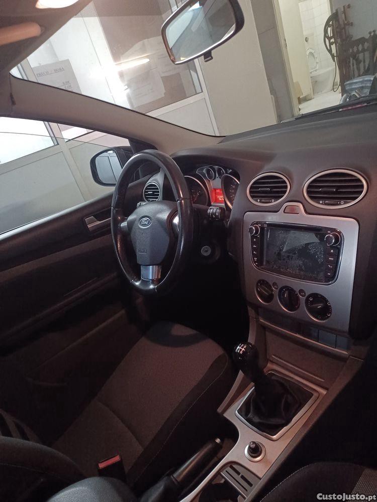 Ford Focus SW 1.6 diesel como novo — fotografia 3