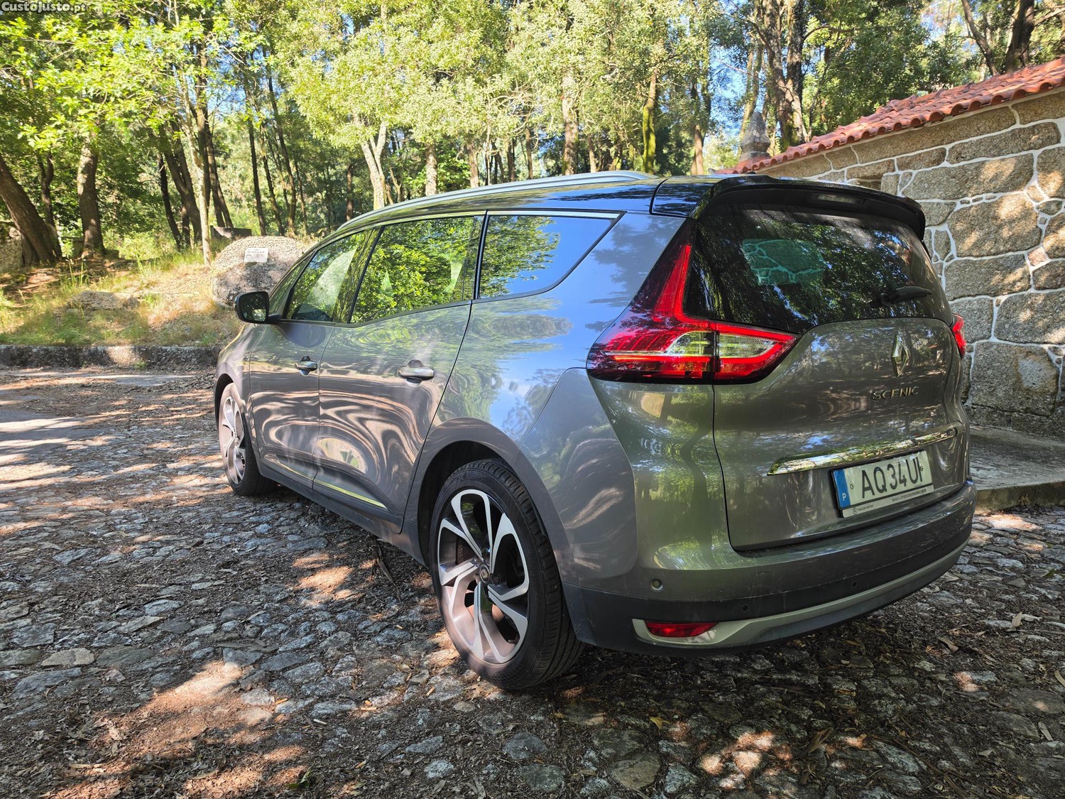 Renault Grand Scénic 1.6 Dci 130CV Bose edtion 7lugares — fotografia 13