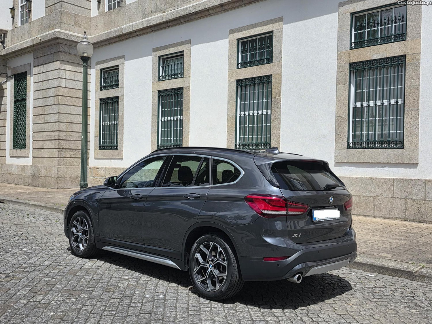 BMW X1 xDrive25e — fotografia 6