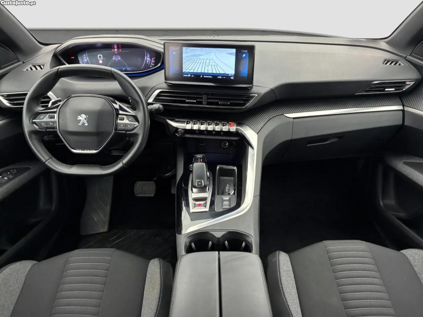 Peugeot 5008 PureTech 130 EAT8 Stop & Start Active Pack — fotografia 8