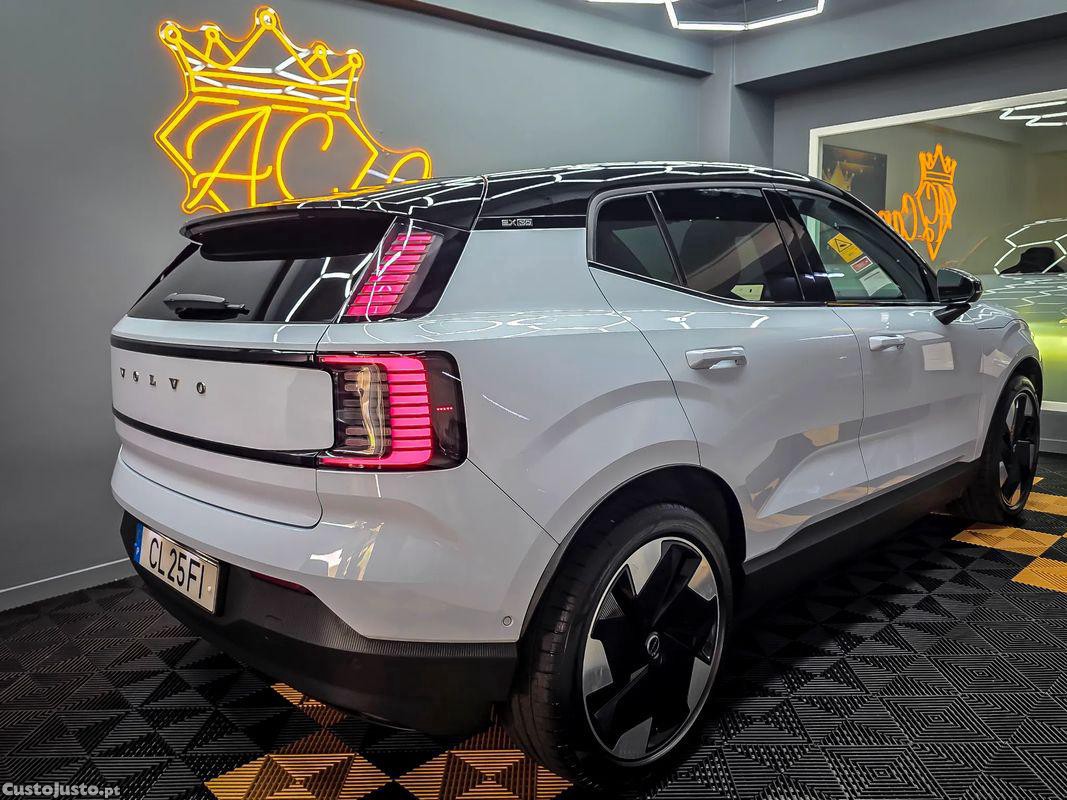 Volvo EX 30 Twin Motor Performance AWD Ultra — fotografia 6