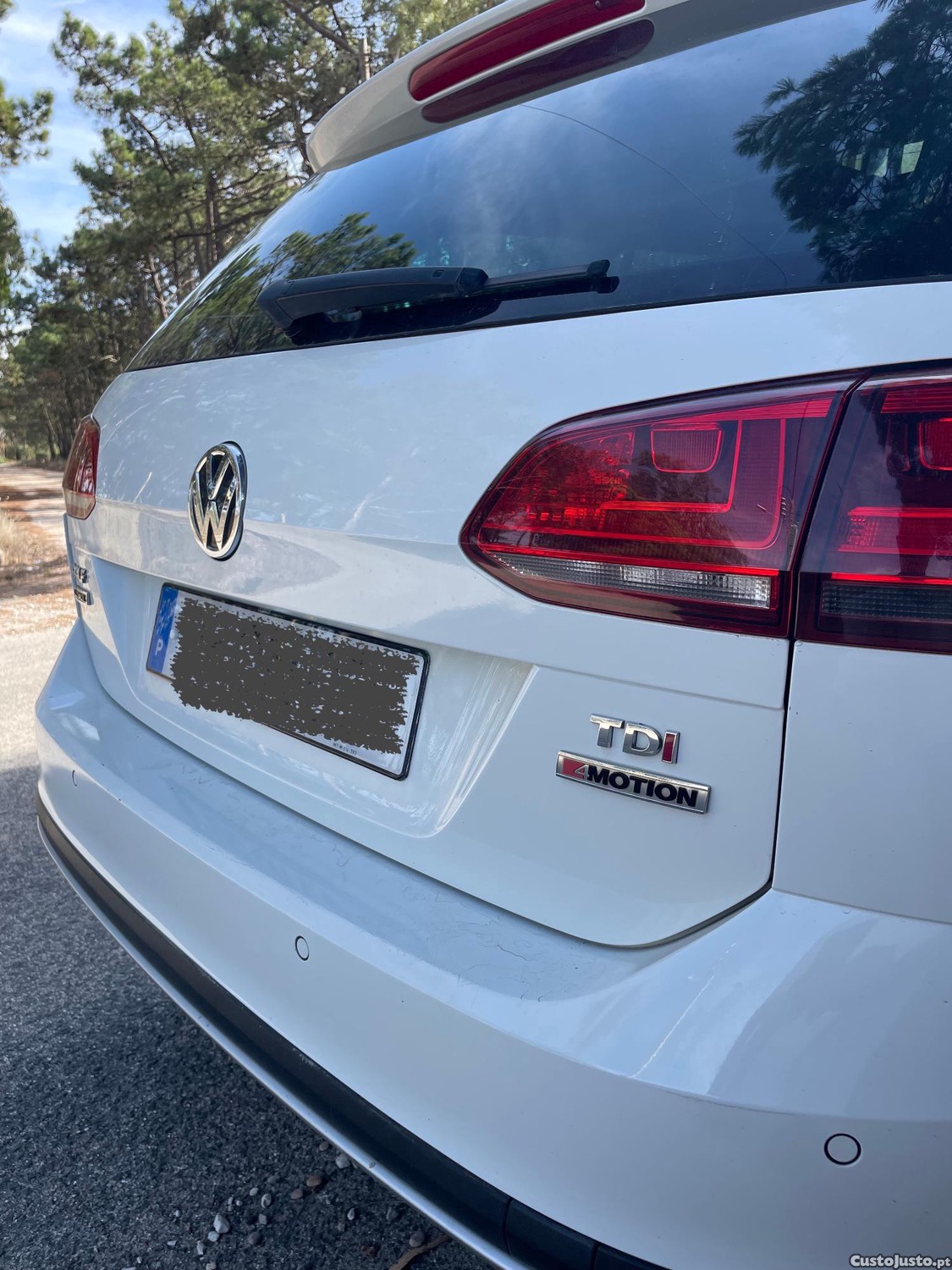 Volkswagen Golf 7 VARIANT 4MOTION — fotografia 8