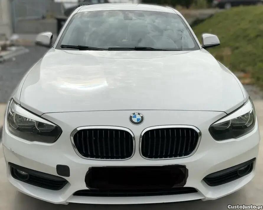 BMW 116 D EXECUTIVE — fotografia 2