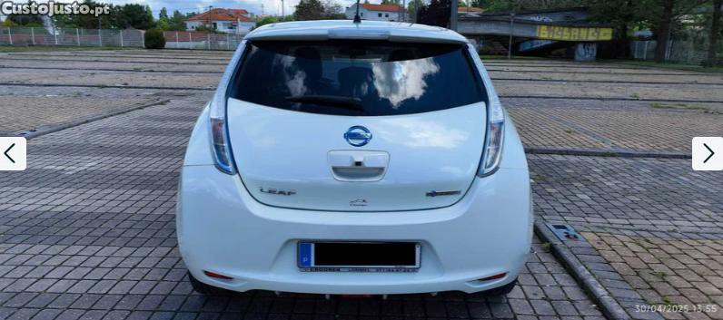 Nissan Leaf 24KW — fotografia 6
