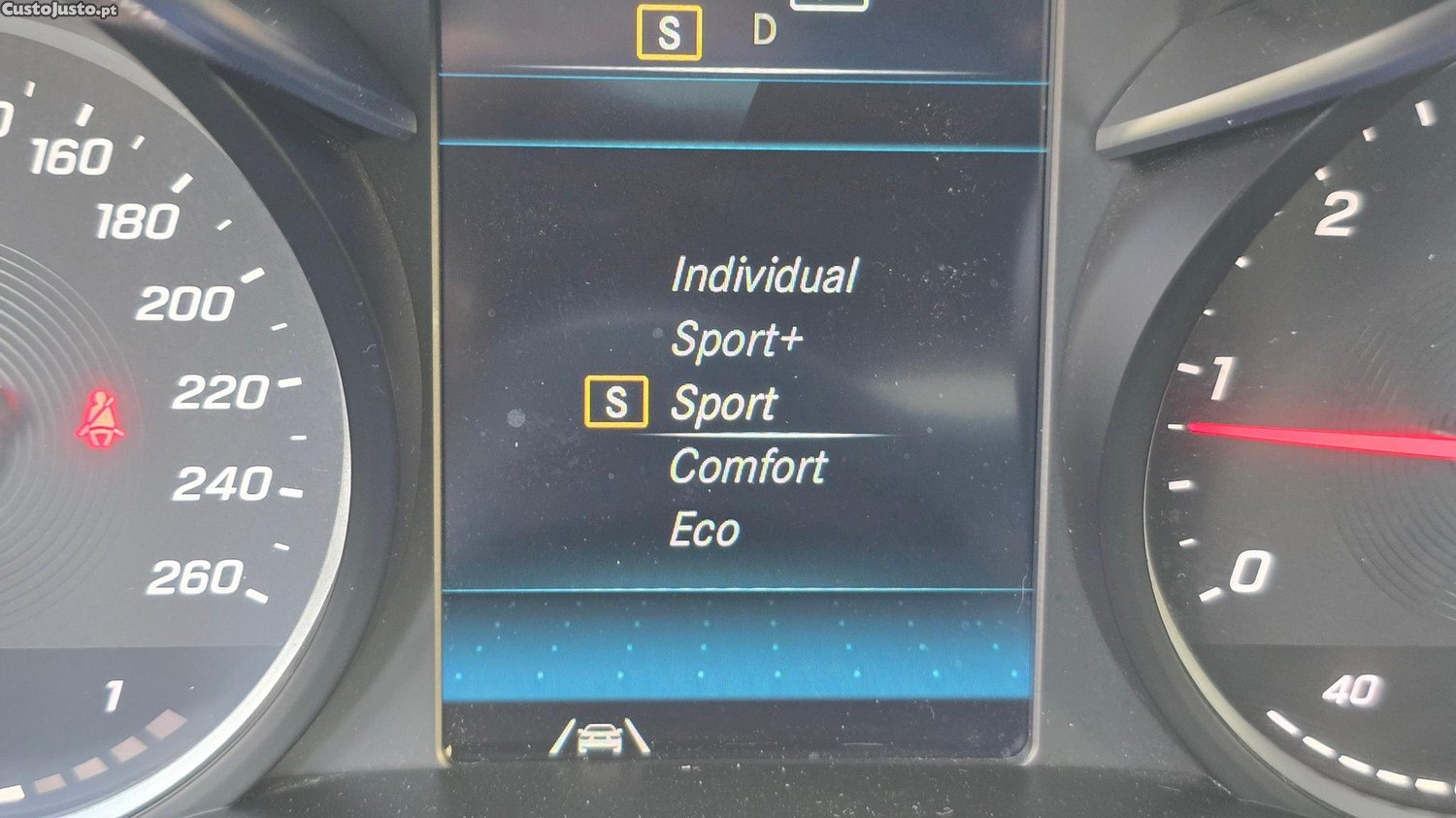 Mercedes-Benz C 220 d AMG Line — fotografia 10
