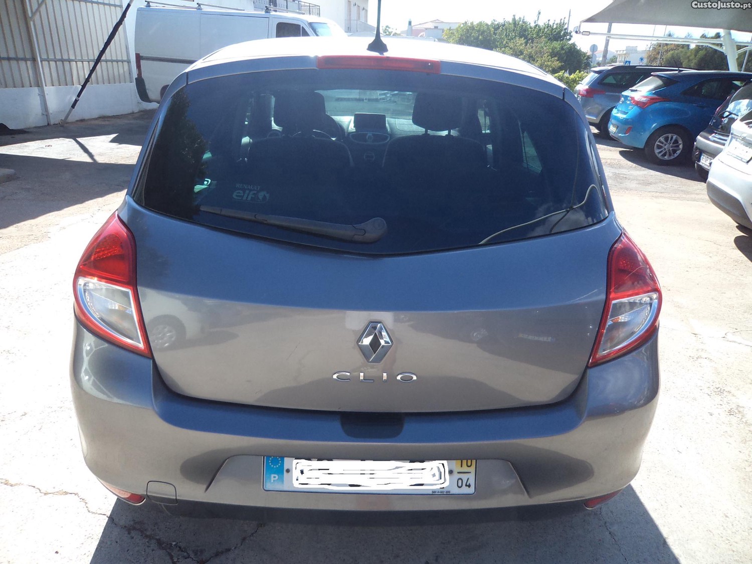 Renault Clio 1.2 Ar/c 5 Portas — fotografia 7