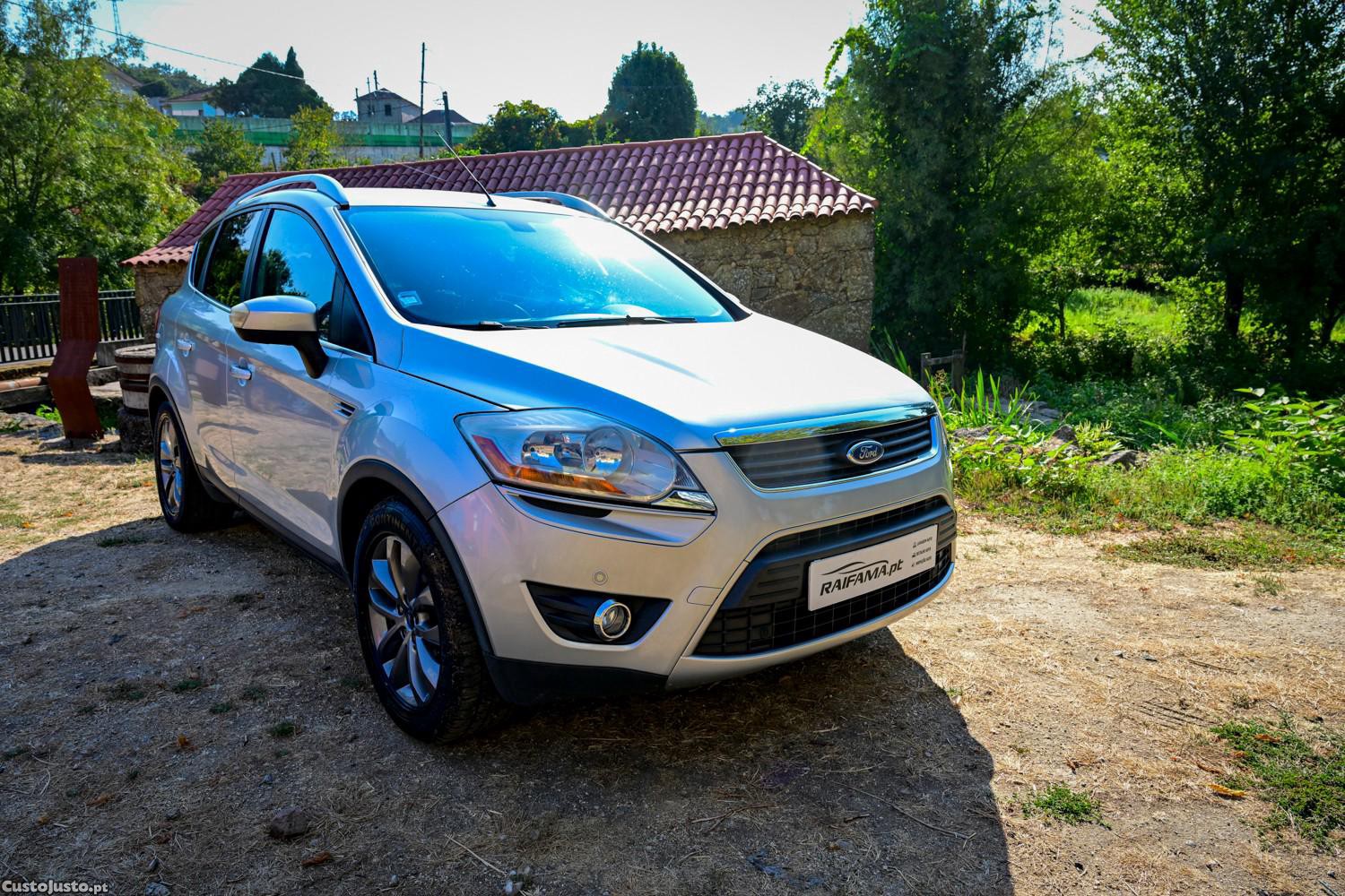 Ford Kuga 2.0 TDCi Titanium — photo 2