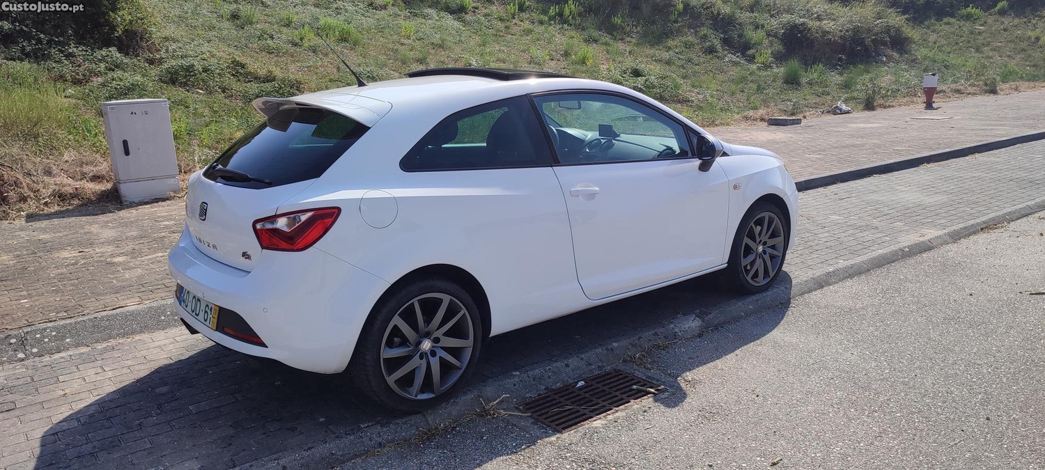 Seat Ibiza FR 2.0 TDI - 13 foto 3