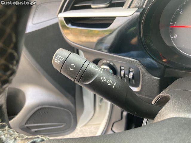 Opel Corsa 1.5 D Edition — fotografia 13
