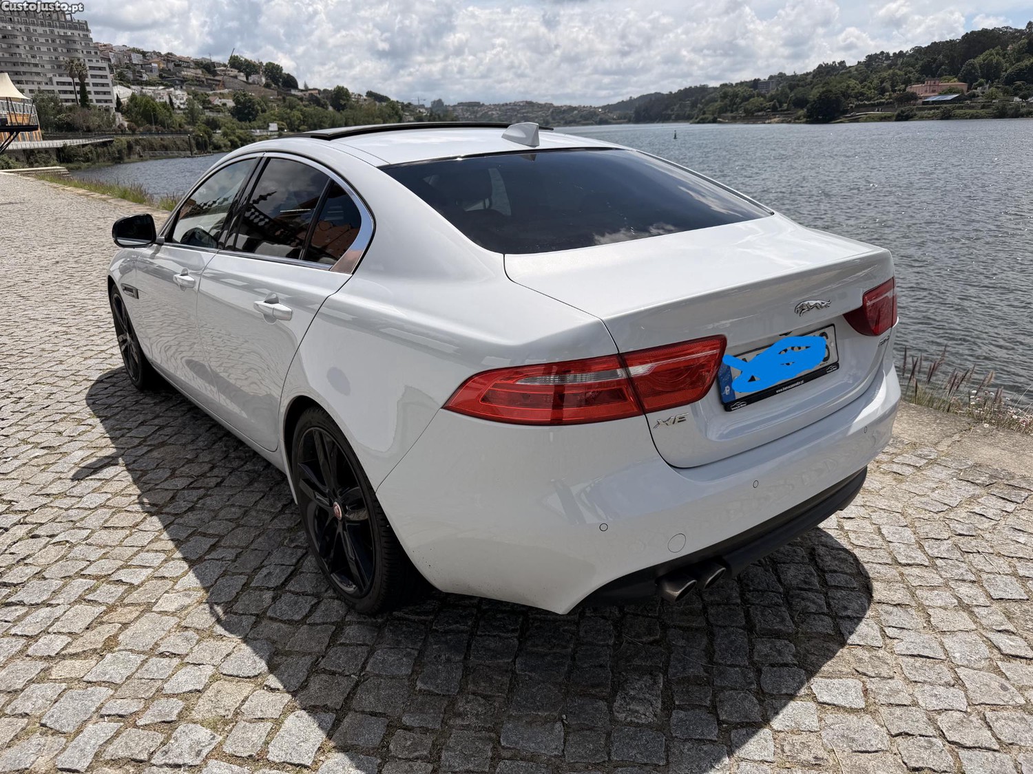 Jaguar XE 2.0d Aut. R-Sport Ingenium Edition - 20 foto 5