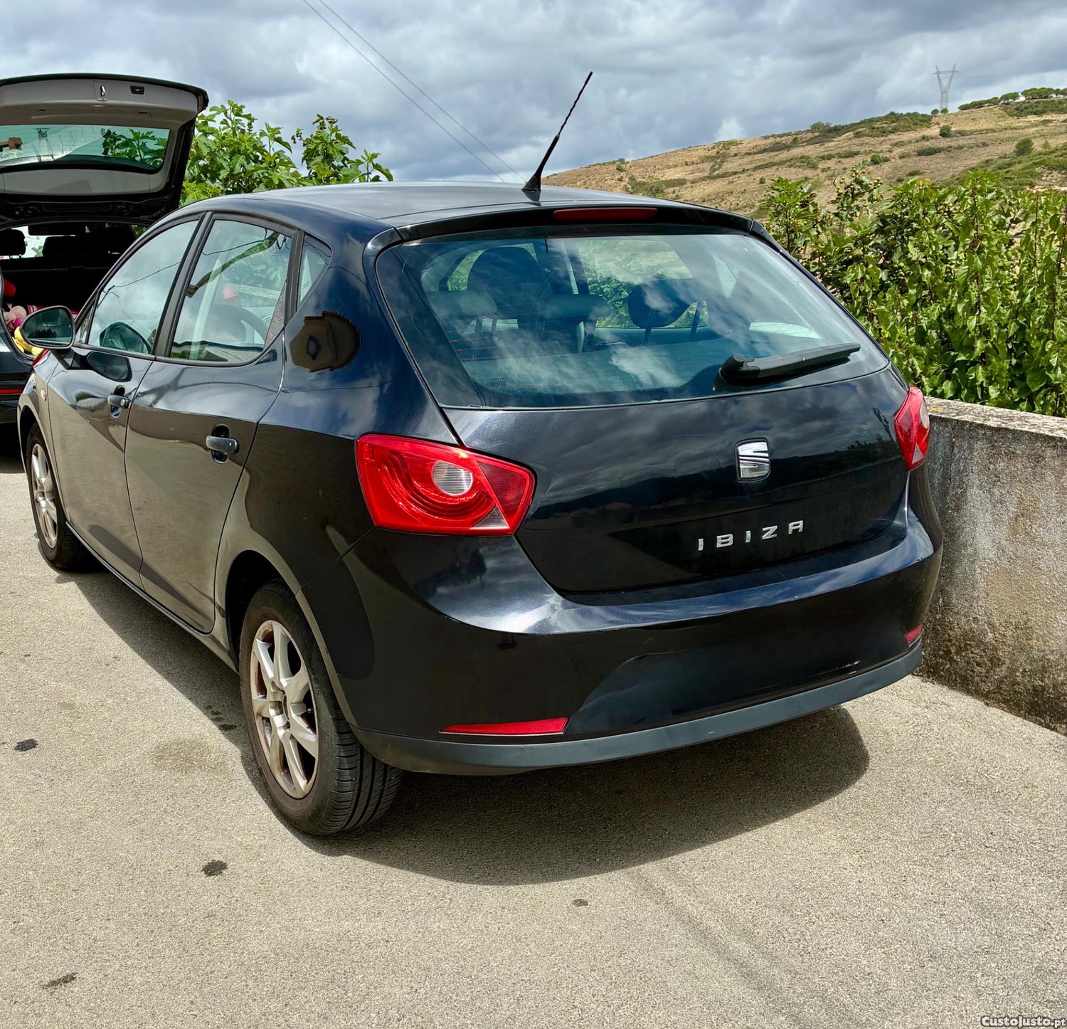 Seat Ibiza 5 portas - 08 foto 4