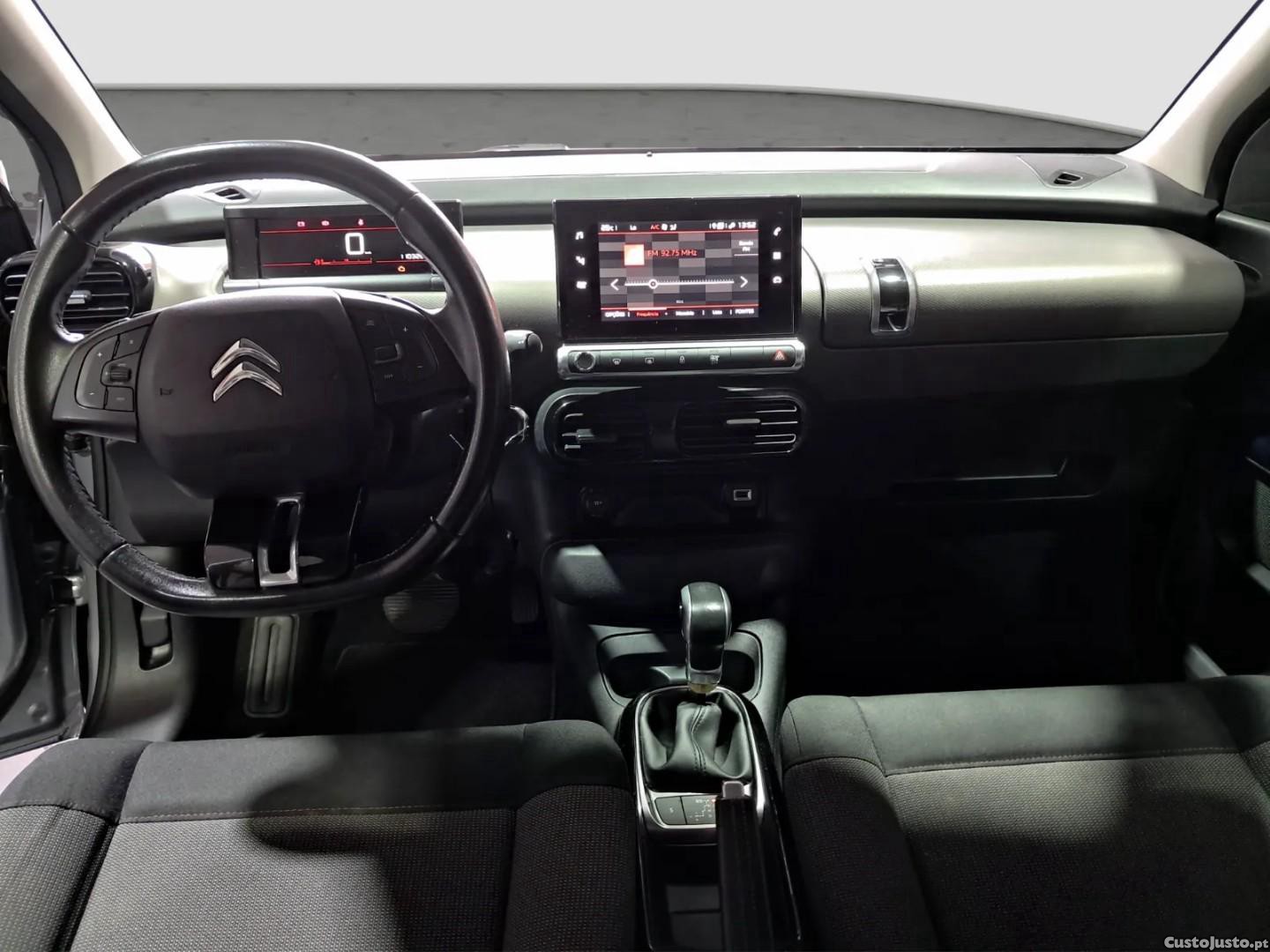 Citroën C4 1.2 PureTech Feel Business — fotografia 6