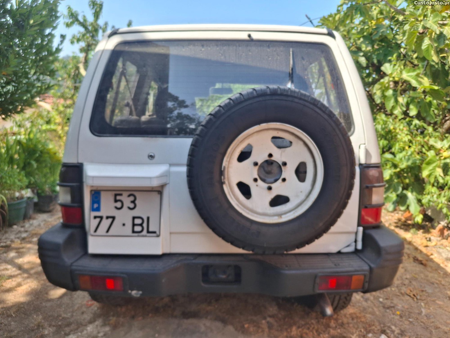 Mitsubishi Pajero 2.5 TD 4WD — fotografia 4
