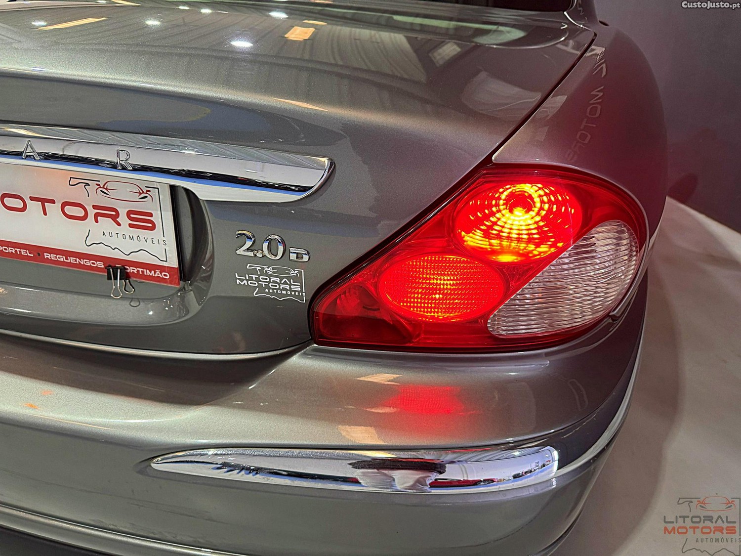 Jaguar X-Type 2.0 Executive — fotografia 15