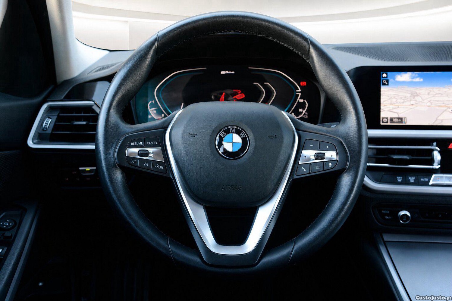 BMW 330 e Corporate Edition Auto — fotografia 3