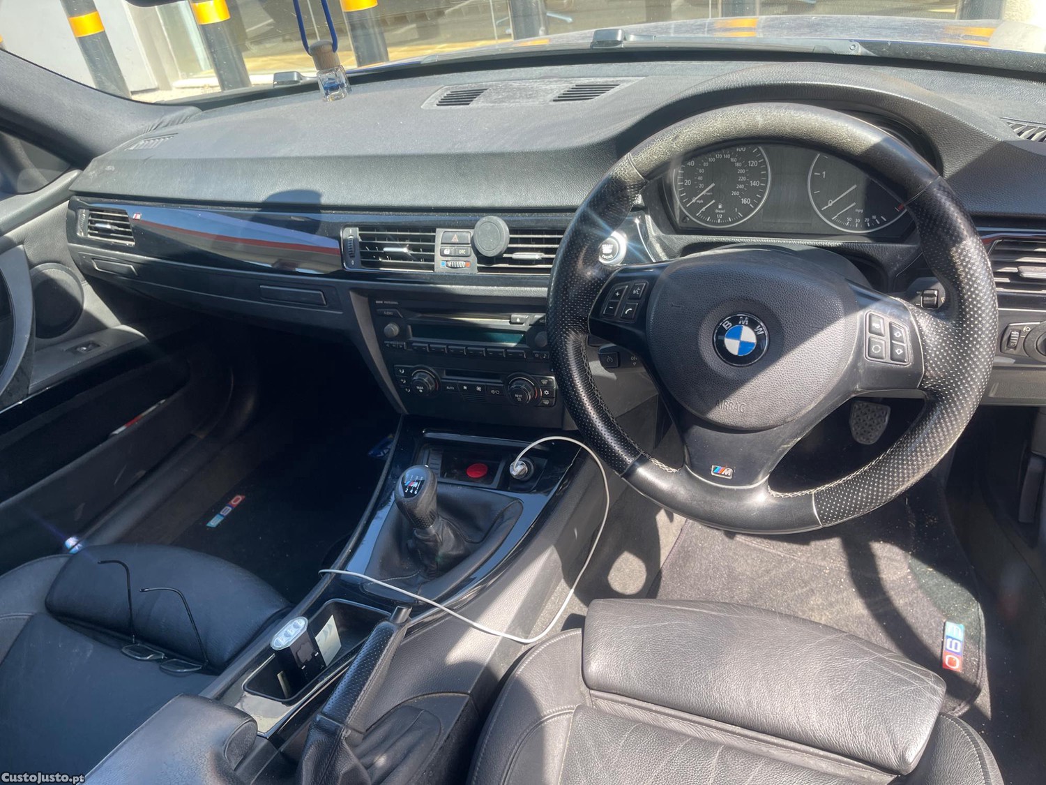 BMW 320 Pack M Sport — fotografia 4