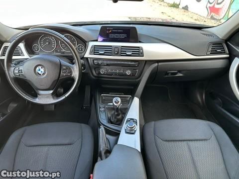 BMW 318 d Touring — fotografia 5