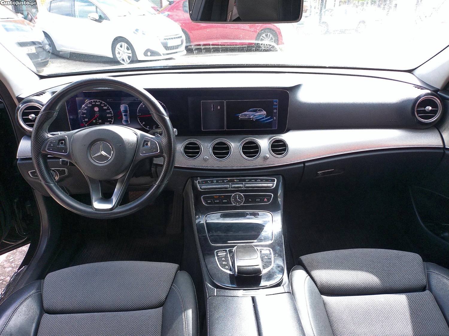 Mercedes-Benz E 220 220 D — fotografia 2