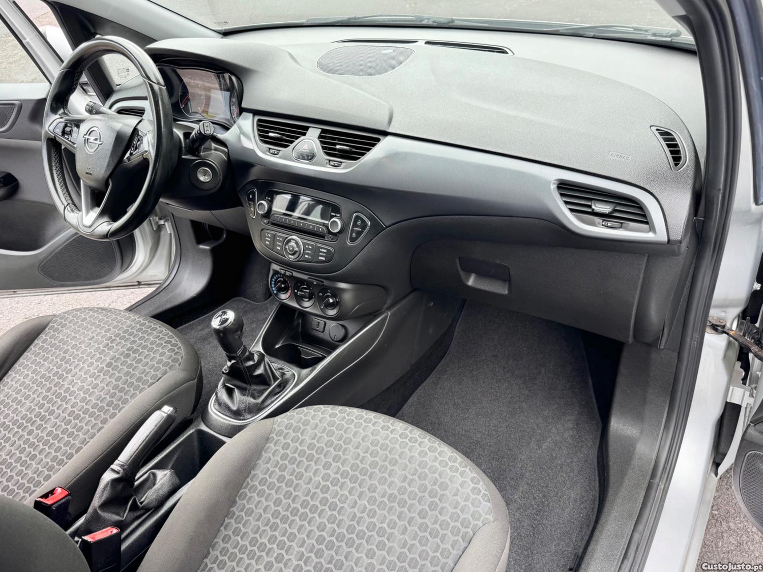 Opel Corsa Diesel 95CV Motor de Corrente — fotografia 3